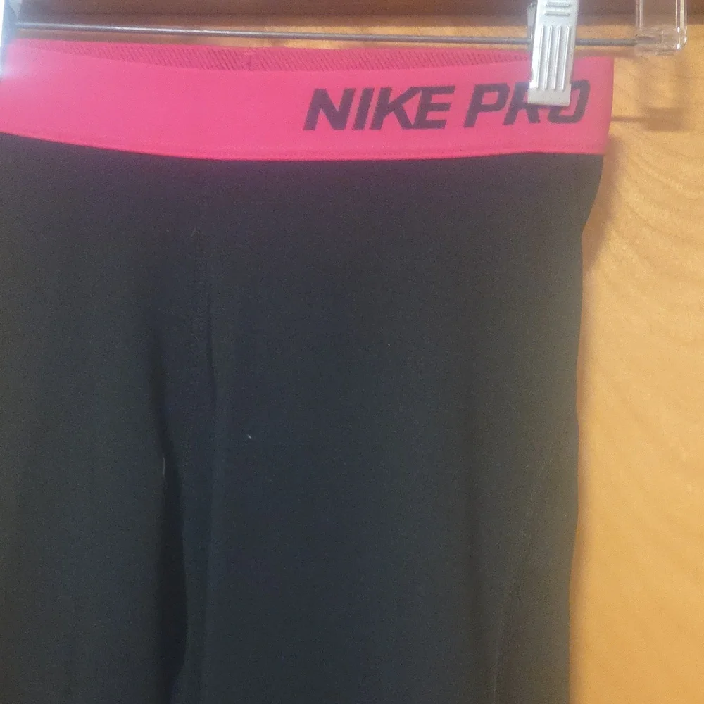 Nike Pro Dri-iFit Black Athletic Leggings with Pink Waistband Size S